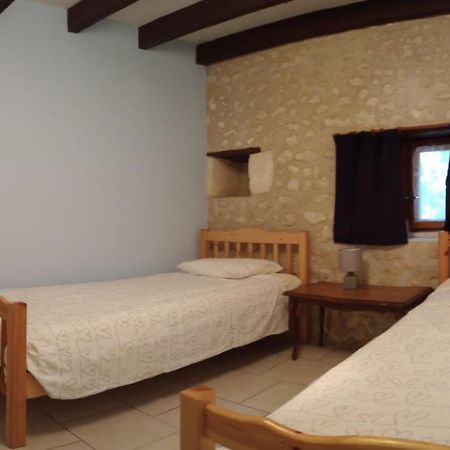 La Tranquillite, Le Repos Villa Nanteuil-Auriac-de-Bourzac Bagian luar foto