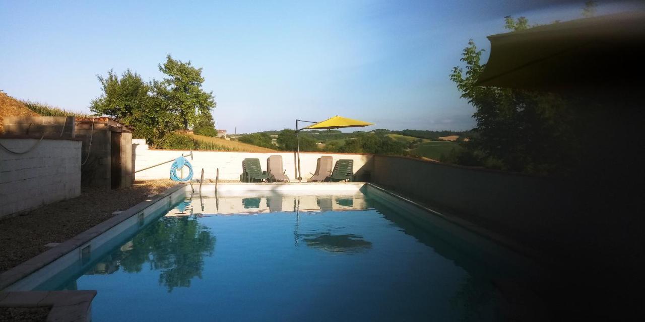 La Tranquillite, Le Repos Villa Nanteuil-Auriac-de-Bourzac Bagian luar foto